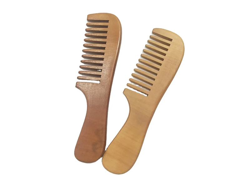 Mini houten bamboekam met brede tanden