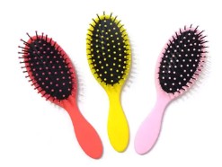 Zullen plastic haarkammen haarbreuk veroorzaken?
